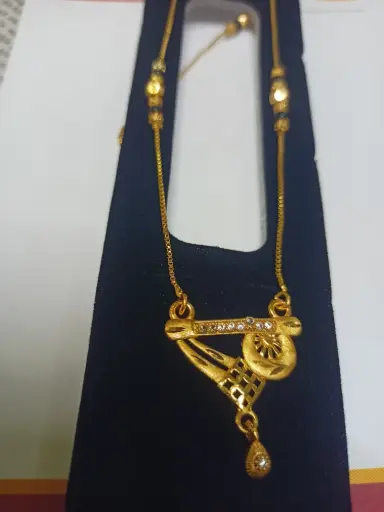 Stone mangalsutra chain